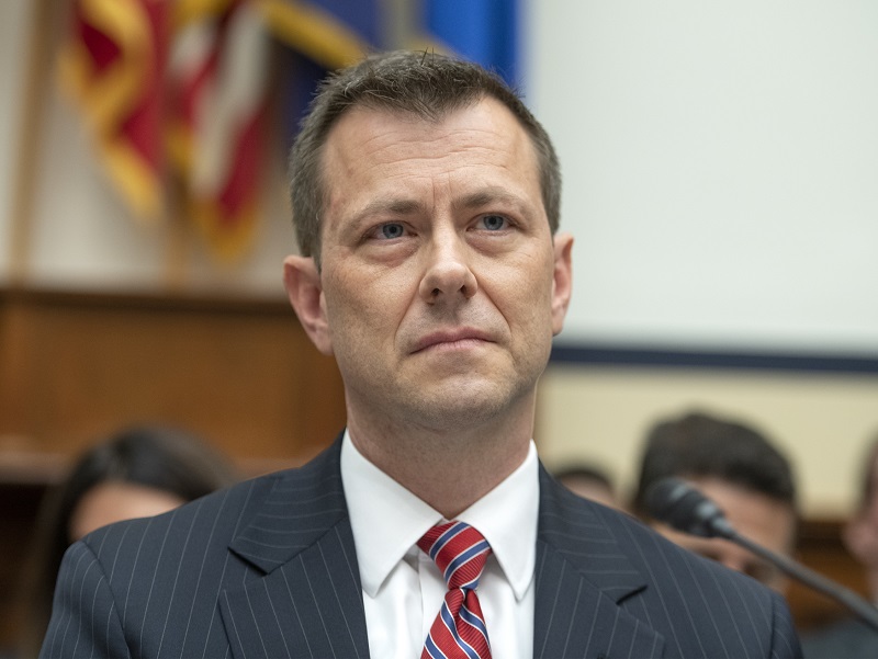 Nyní již bývalý agent FBI Peter Strzok. Nyní již bývalý agent FBI Peter Strzok.
