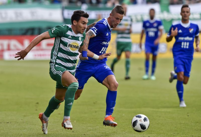 Rudolf Reiter (vlevo) v souboji s Jiřím Fleišmanem.