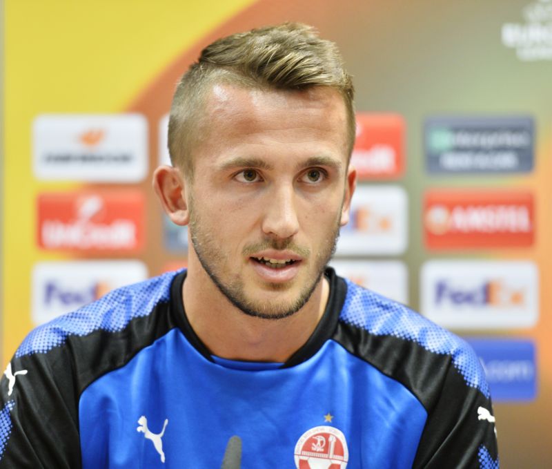 Tomáš Pekhart má pomoci Las Palmas zpět do nejvyšší španělské ligy.