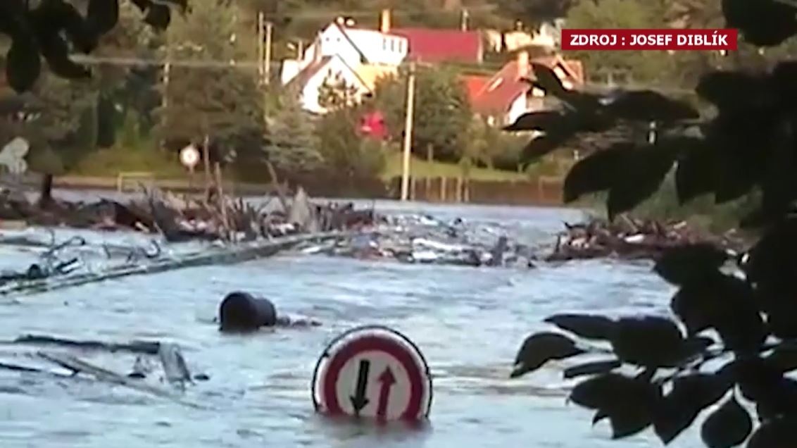 Šestnáct let od největších povodní. Připomeňte si je. Šestnáct let od největších povodní. Připomeňte si je.