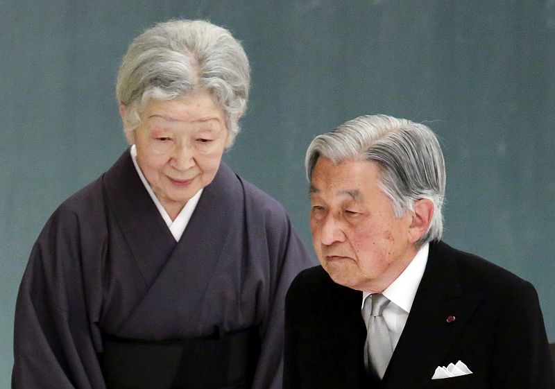 Japonský císař Akihito s manželkou Mičiko.