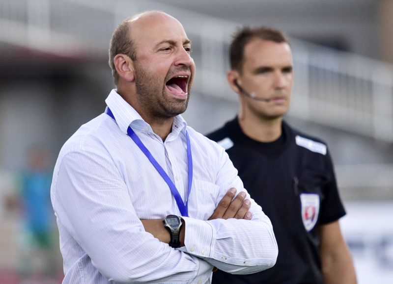 Kouč Dukly Pavel Drsek.