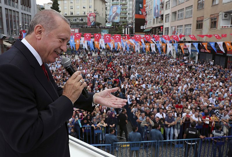 Turecký prezident Recep Tayyip Erdogan. Turecký prezident Recep Tayyip Erdogan.