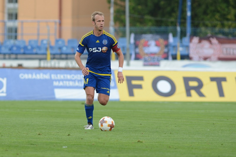Lukáš Vaculík proti Sokolovu skóroval, na výhru to ale nestačilo. Lukáš Vaculík proti Sokolovu skóroval, na výhru to ale nestačilo.