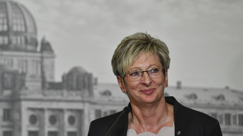Ministryně průmyslu a obchodu Marta Nováková (za ANO). Ministryně průmyslu a obchodu Marta Nováková (za ANO).