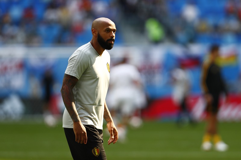 Bývalý francouzský reprezentant Thierry Henry by mohl usednout na lavičku Bordeaux. Bývalý francouzský reprezentant Thierry Henry by mohl usednout na lavičku Bordeaux.