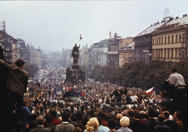 Srpnová invaze. Srpnová invaze.