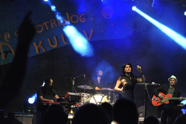 Na snímku skupina Tornado Lou na festivalu nepopulární hudby Eurotrialog v Mikulově.