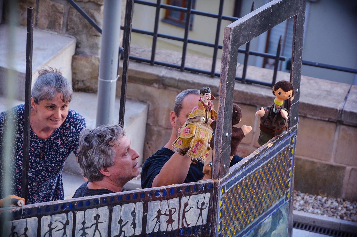 Záběr z inscenace Buchty a loutky - Automat na filmy.