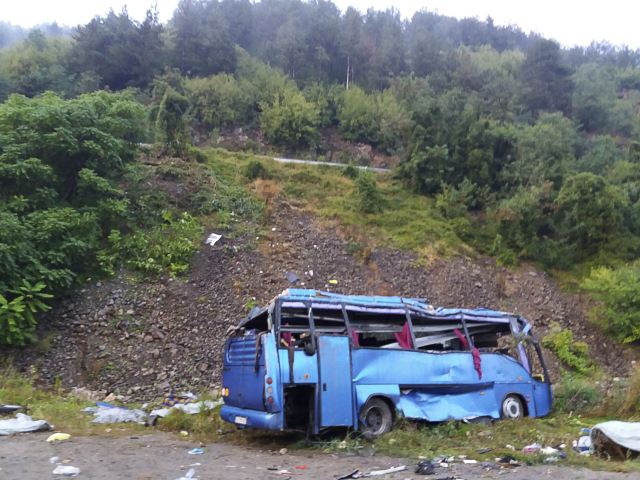 Bulharsko truchlí za oběti sobotní tragické nehody autobusu.