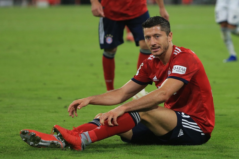 Robert Lewandowski si postěžoval na kritiku fanoušků. Robert Lewandowski si postěžoval na kritiku fanoušků.