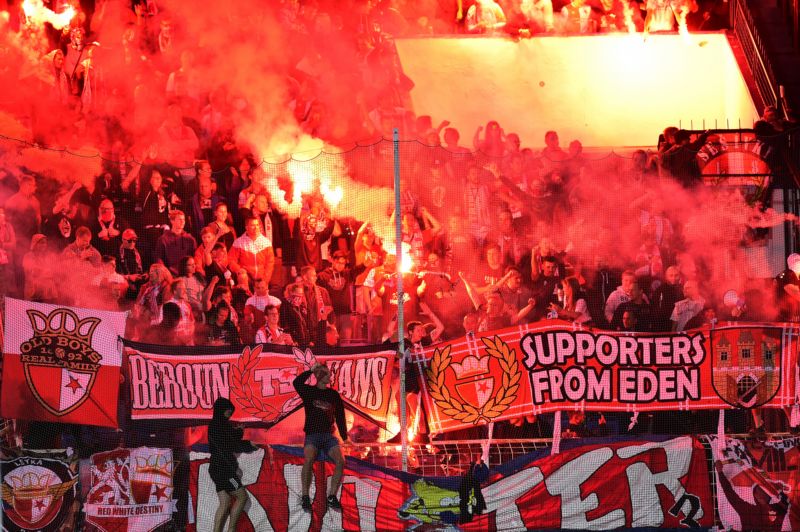 Slavia dostala od UEFA za skandování kotle pokutu 1,7 milionu Kč