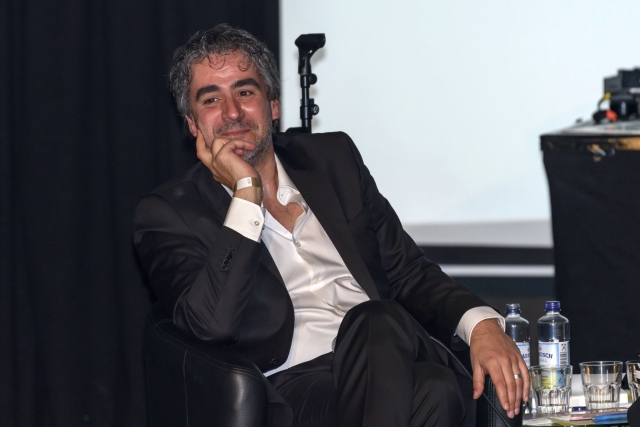 Deniz Yücel.