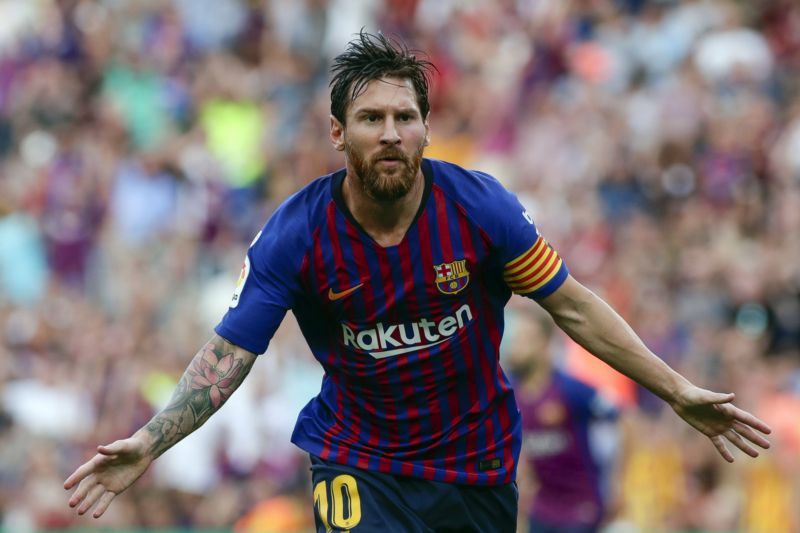 Messi se postaral o čtyři góly Barcelony proti nováčkovi španělské ligy.