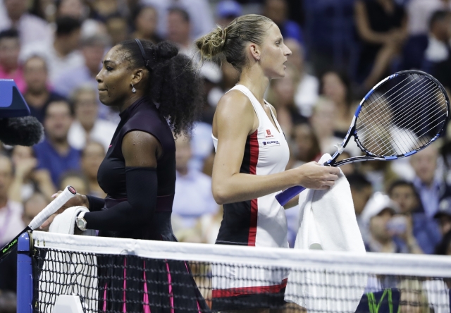 Karolína Plíšková proti Sereně Williams na US Open v roce 2016.
