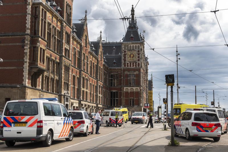 Amsterodamské nádraží po útoku.
