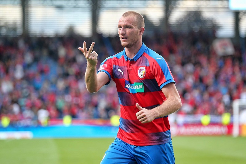 Plzeňský útočník Michael Krmenčík se stal nejlepším hráčem srpna. Plzeňský útočník Michael Krmenčík se stal nejlepším hráčem srpna.
