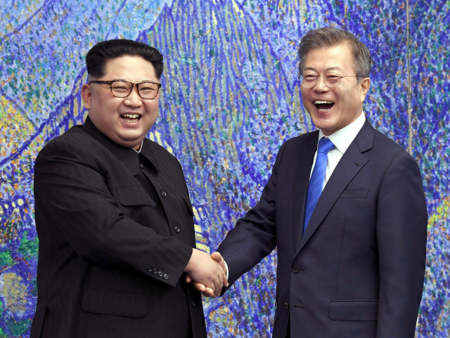 Severní a Jižní Korea se dohodly na summitu k denuklearizaci.