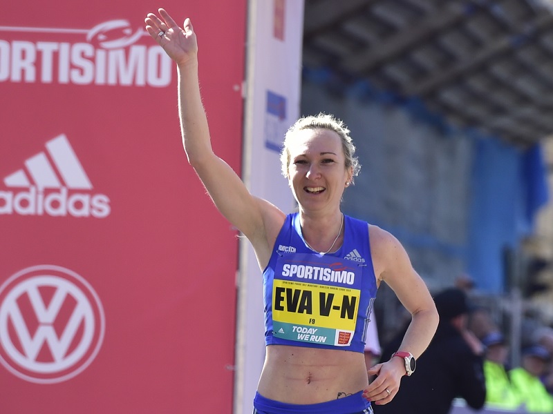 Česká běžkyně Eva Vrabcová-Nývltová.