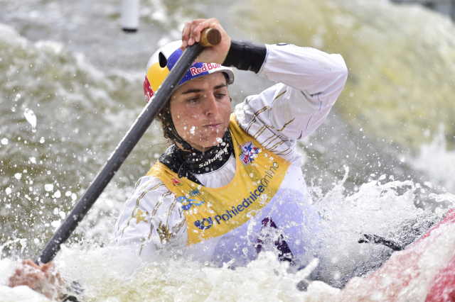 Jessica Foxová.