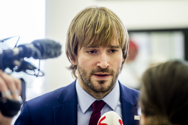 Ministr zdravotnictví Adam Vojtěch.