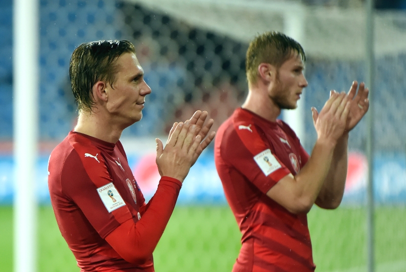 Čeští reprezentanti budou v následujících dnech hodně zpytovat svědomí.