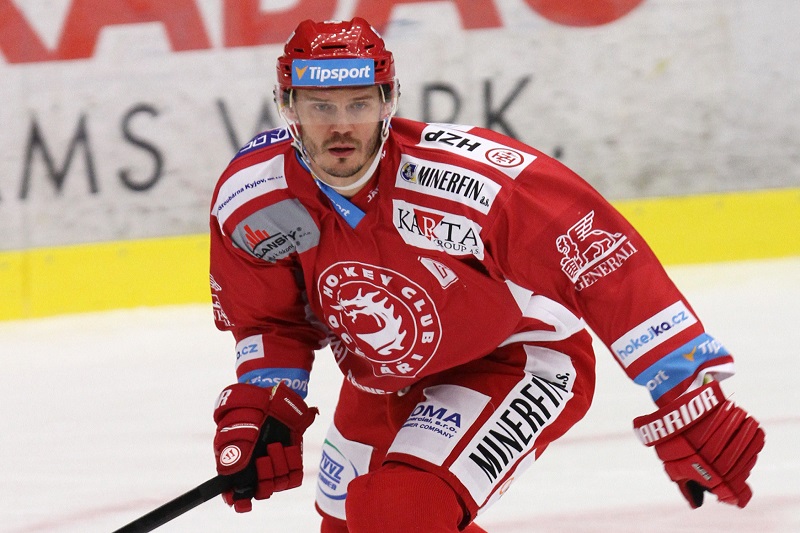 Lukáš Krajíček se těší na nový ročník hokejové extraligy. Lukáš Krajíček se těší na nový ročník hokejové extraligy.