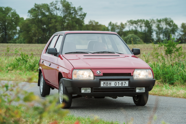 Škoda Favorit.