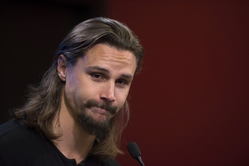 Hvězdný obránce Erik Karlsson.