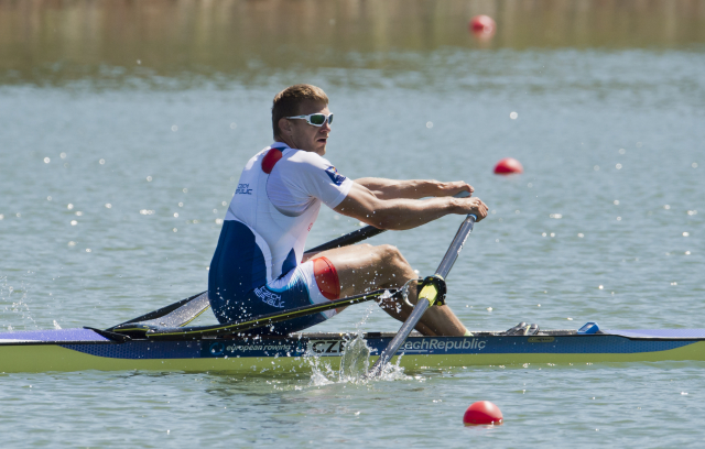 Skifař Ondřej Synek.