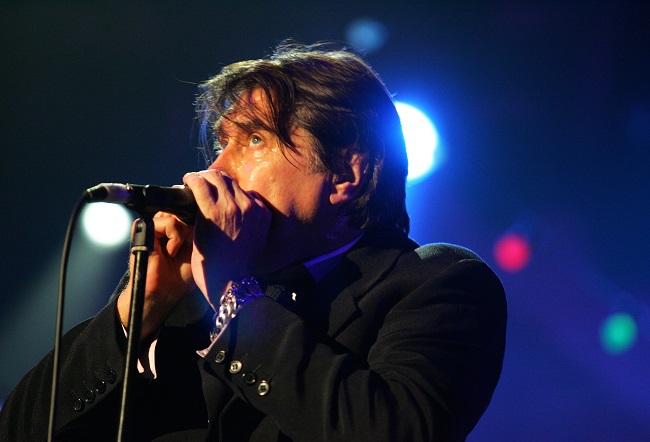 Britský zpěvák a skladatel Bryan Ferry.