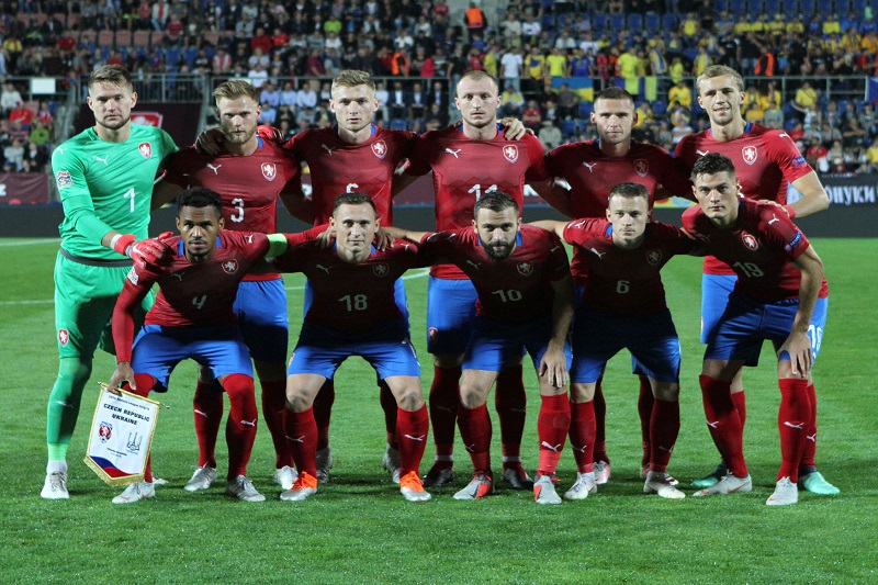 Česká fotbalová reprezentace zaznamenala další pád.