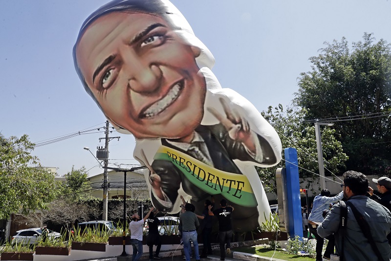 Bolsonarova karikatura.