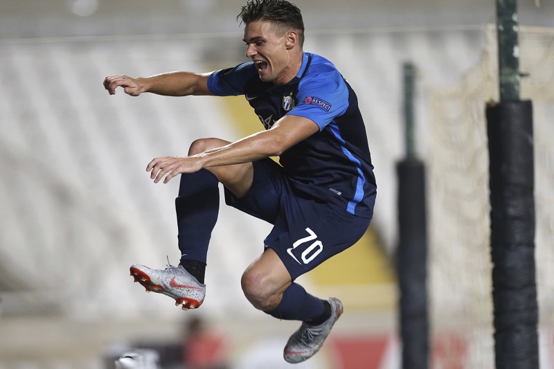 Benjamin Kololli při oslavě zmizel fanouškům z očí.