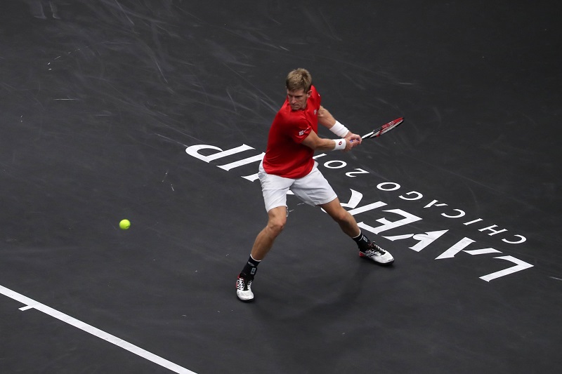 Jihoamerický tenista Kevin Anderson bojuje na Laver Cupu za tým světa.