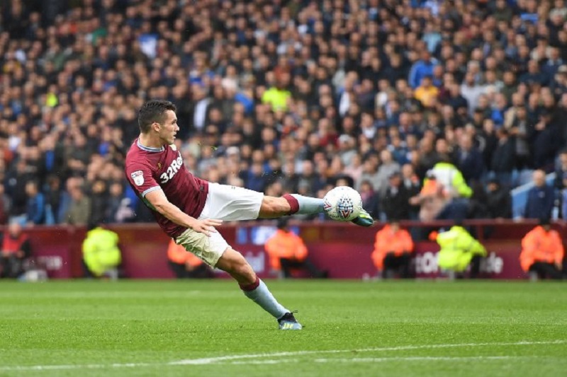 John McGinn vstřelil krásný gól.