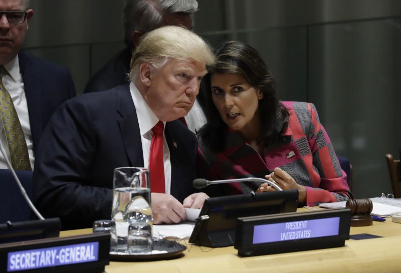 Americký prezident Donald Trump na mezinárodní konferenci OSN. Americký prezident Donald Trump na mezinárodní konferenci OSN.