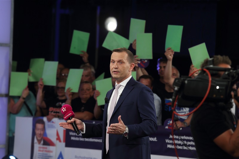 Moderátor Jaromír Soukup. 