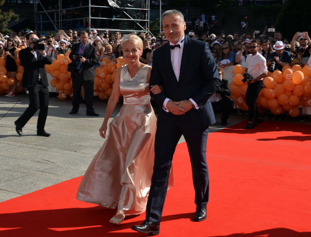 Manželé Martin Stropnický a Veronika Žilková-Stropnická.