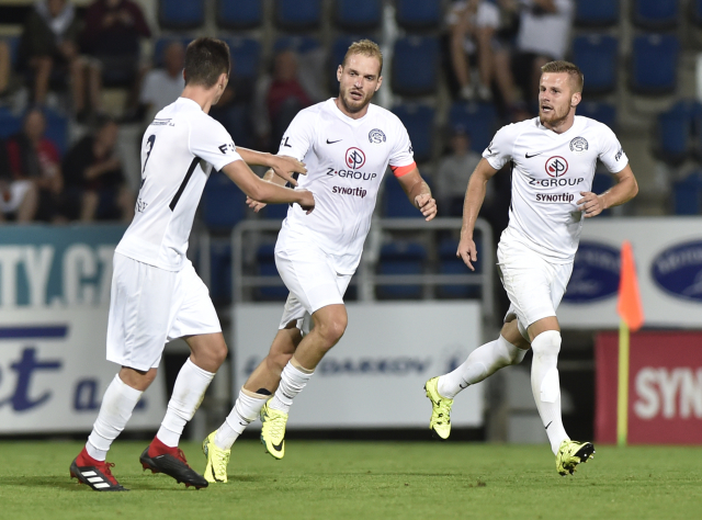Fotbalisté Slovácka s přehledem postoupili do další fáze MOL Cupu.