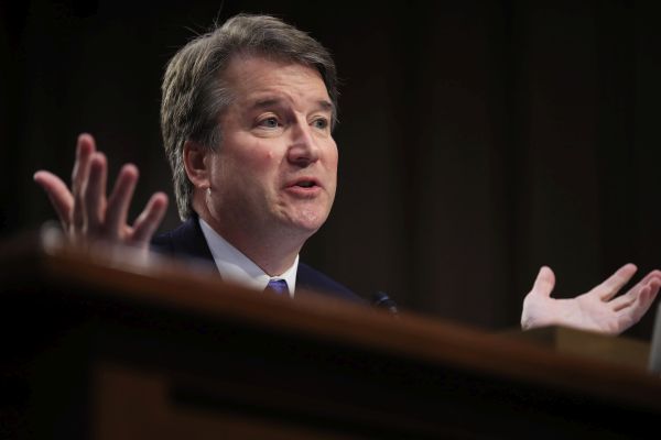 Kandidát prezidenta Donalda Trumpa na soudce nejvyššího soudu Brett Kavanaugh. Kandidát prezidenta Donalda Trumpa na soudce nejvyššího soudu Brett Kavanaugh.