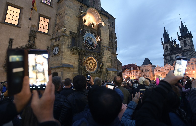 V Praze byl znovu zprovozněn orloj.