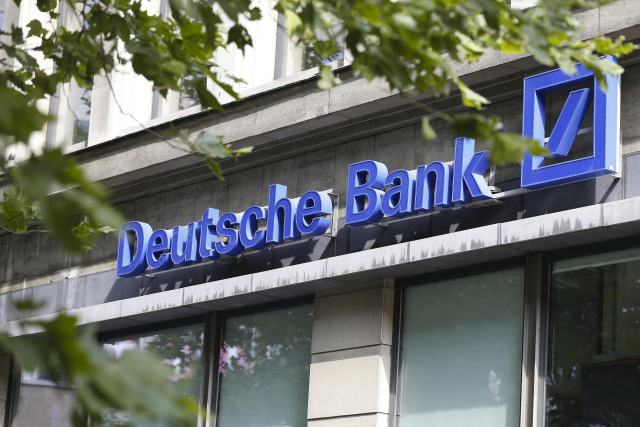 Budova Deutsche Bank.