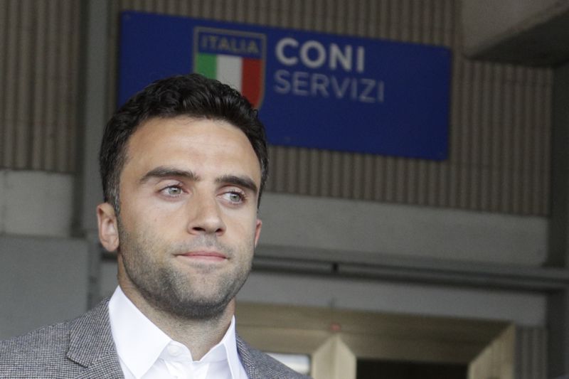 Giuseppe Rossi dostal za dopingový nález pouze napomenutí, nikoliv distanc. Giuseppe Rossi dostal za dopingový nález pouze napomenutí, nikoliv distanc.