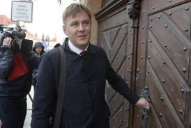 Náměstek ministra Tomáš Petříček (ČSSD).