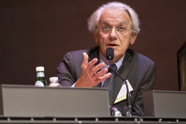 Francouz Gérard Mourou.