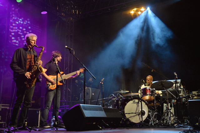 Hudební skupina Yellowjackets.