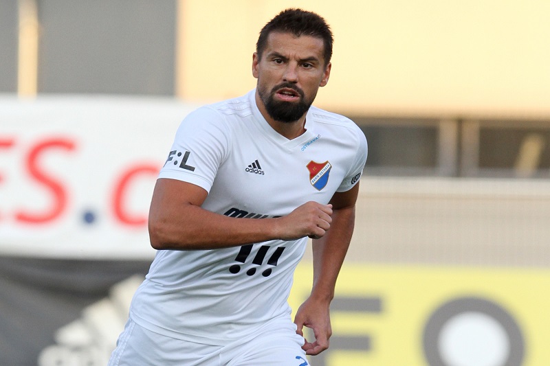 Milan Baroš vyfasoval pětizápasový distanc.