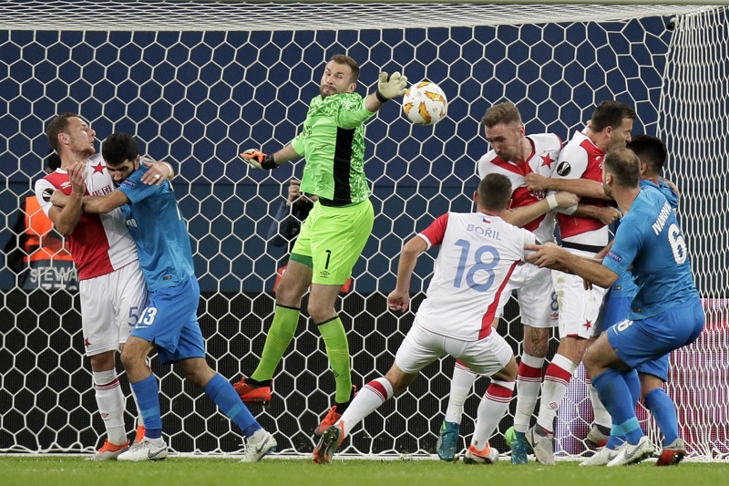 Kokorin to trefil milimetrově, lituje brankář Slavie Kolář 