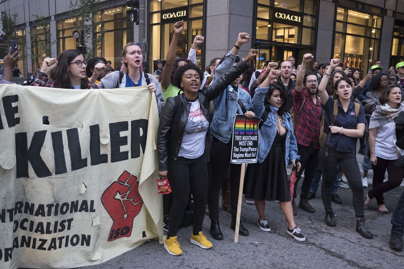 V Chicagu se před rozhodnutím soudu hojně protestovalo.